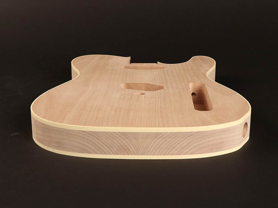 vintage body Teaser model (made in Japan), 2 piece alder, ivoroid binding - Afbeelding 3