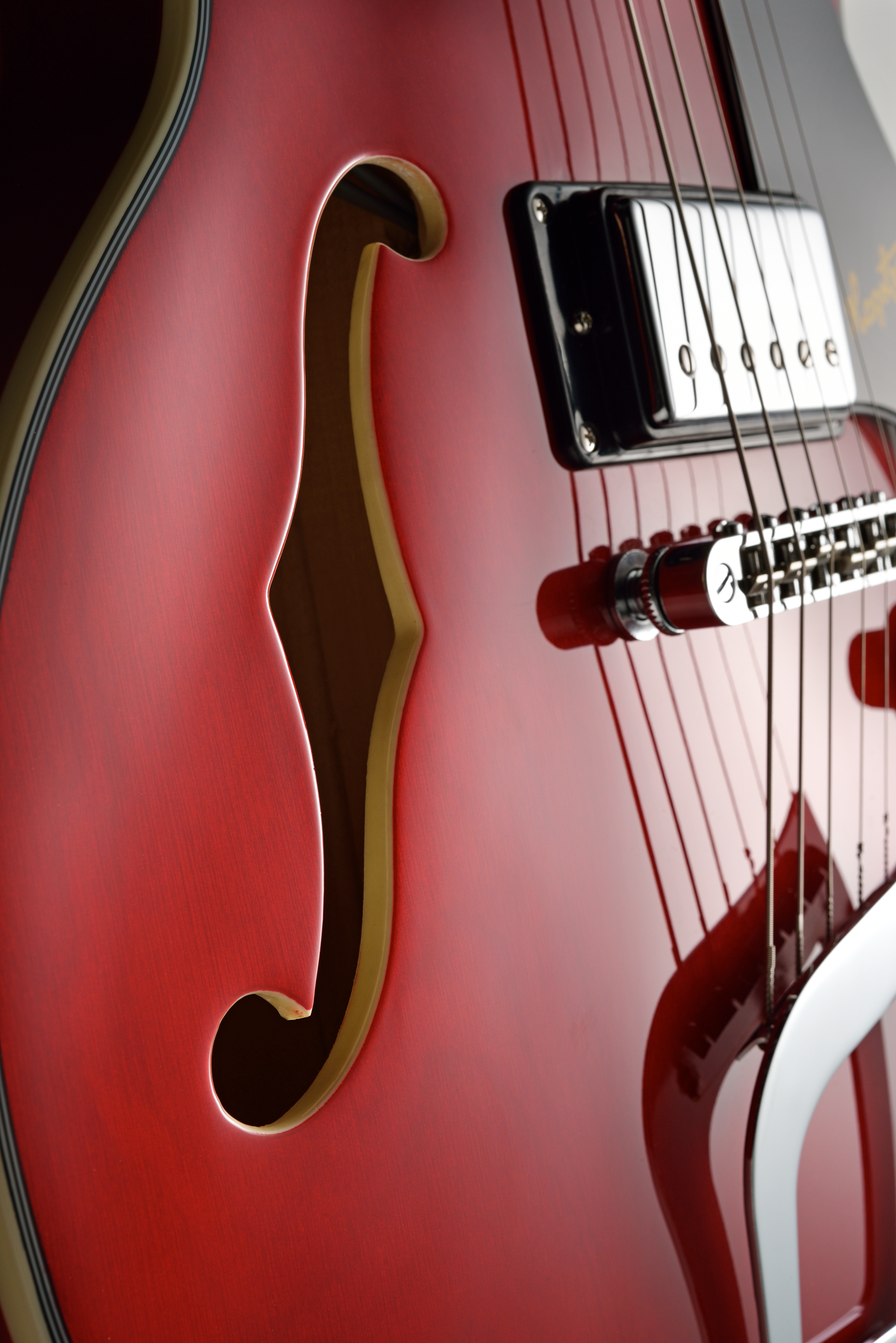 HAGSTROM E-Gitaar, Alvar, Wild Cherry Transparent - Afbeelding 2