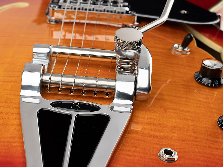 Sire H Series Larry Carlton electric archtop guitar with tremolo - Afbeelding 7